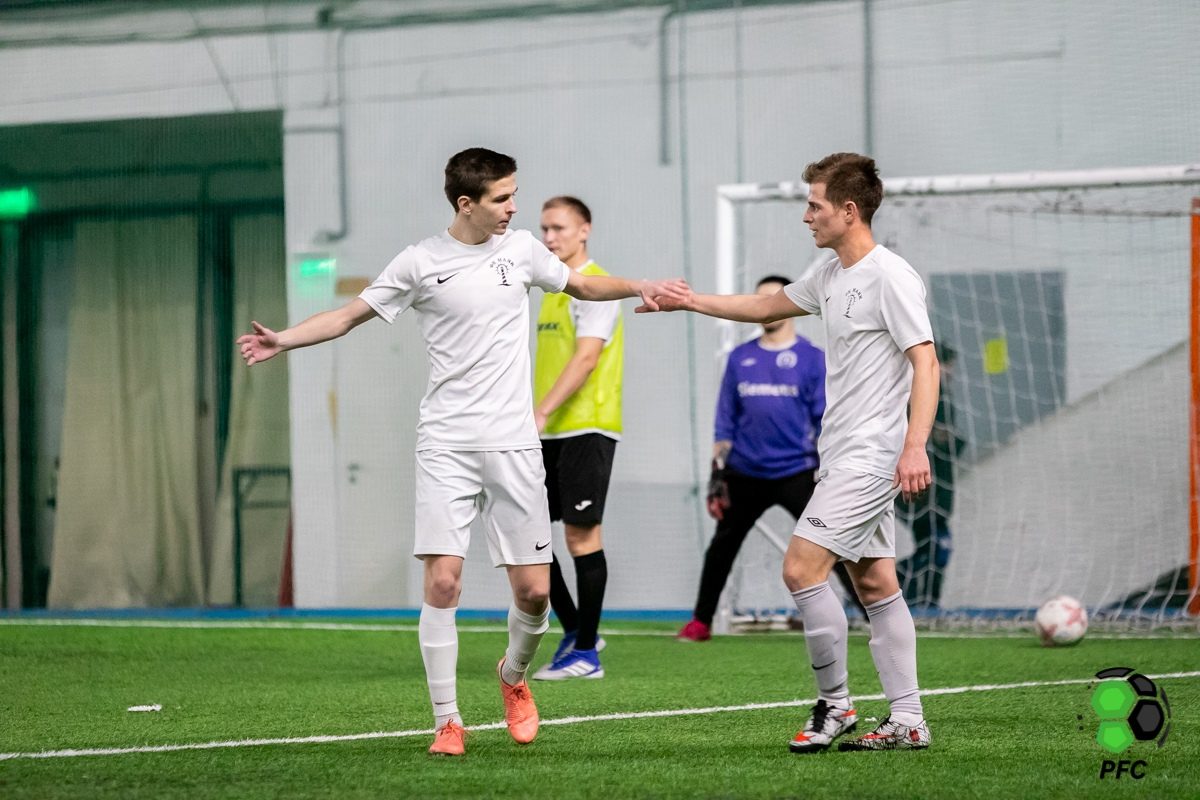 Ленинградец 1:5 Маяк