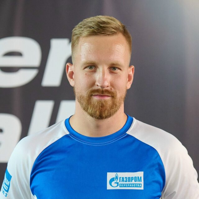 Андрей Головин
